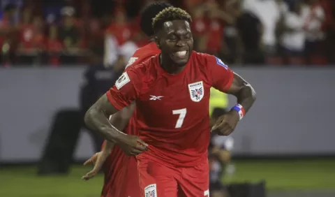 José  Luis 'Puma'  Rodríguez firmaría con la  Estrella Roja
