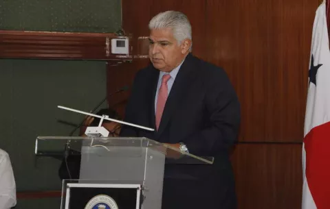 Persiste en Panamá la justicia del telefonazo, lamenta Mulino