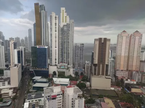 Más lluvias: Se va una onda tropical y aparece otra