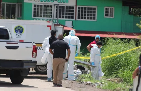 Hallan cuerpo en descomposición en lote baldío en El Coco de La Chorrera
