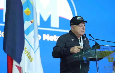 RM autoriza a Martinelli designar al candidato a presidente de la Asamblea 