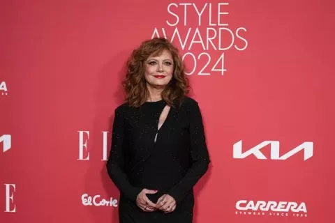Susan Sarandon recibe premio a su trayectoria en 'Elle'
