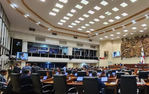 Cámara de Comercio aboga por fortalecimiento institucional para generar confianza