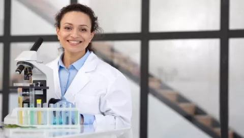 Convocatoria para mujeres en la ciencia