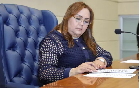Castañeda confirma 75 destituciones en la Asamblea Nacional