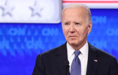  Donantes cortan el grifo a demócratas para presionar la salida de Biden