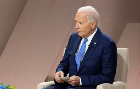 Buscan convencer a Biden para su retirada, según The New York Times