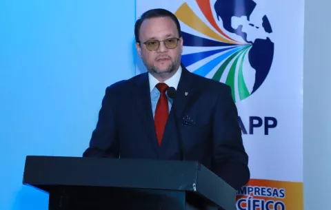 Ministro del MICI destaca compromiso con empresarios de Panamá Pacífico
