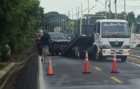 Padre pierde la vida tras accidente en vehículo conducido por su hijo