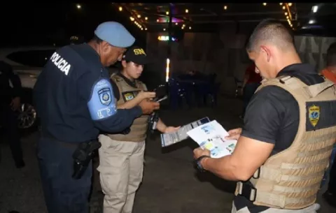 Migración le cae a extranjeros en Chiriquí y Bocas del Toro