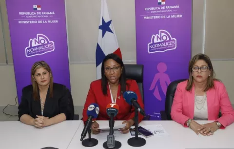Ministerio de la Mujer repudia acto de violencia contra Rosa Rose