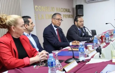Miviot y Conep comparten visión de trabajo para reactivar la economía
