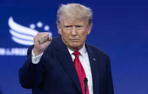 Kennedy Jr. habló con Trump para respaldar su campaña y obtener un cargo