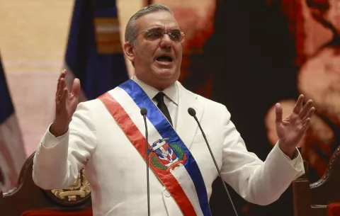 Luis Abinader, exige la publicación de todas las actas electorales en Venezuela