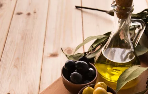 Cinco pasos para comprar aceite de oliva