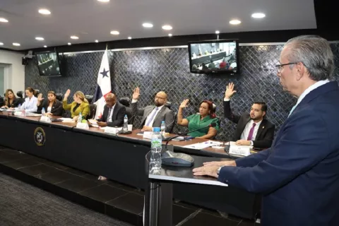 Retos de la ARAP: Que sea retirada la tarjeta amarilla a Panamá vigente en la UE