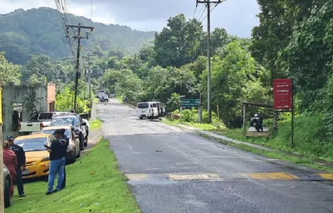 Lo matan a tiros desde una moto en la vía hacia Portobelo-Cabecera 