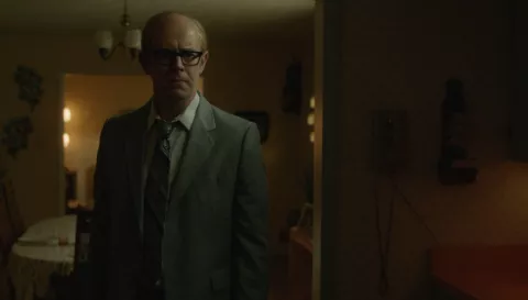 Deconstruyendo a Bob Broberg de 'Friend Of The Family' 