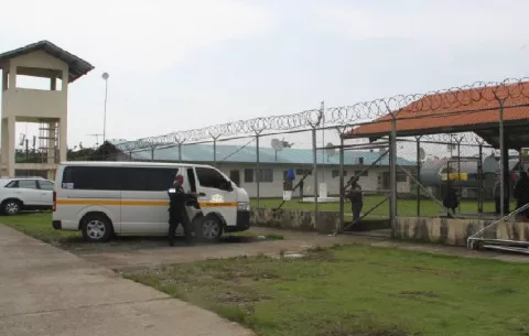 Dictan detención provisional a médico por presunto abuso sexual de una menor