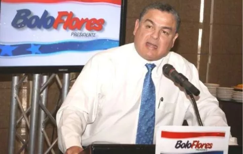 Anel ‘Bolo’ Flores, es electo nuevo contralor de la República