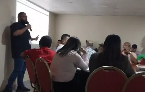 Presentan situación actual del Corredor del Caribe en el Consejo Municipal de Colón