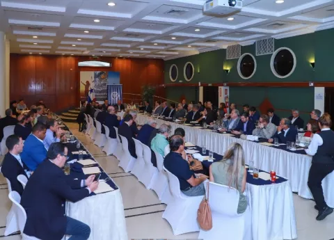 Mici reitera respaldo a los planes y proyectos de la Cámara de Comercio, Industrias y Agricultura 