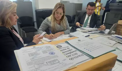Credenciales debe culminar revisión de candidatos