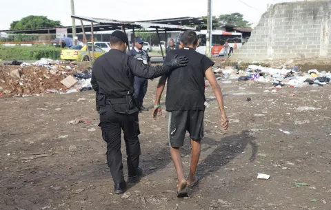 Alcaldía de Panamá realiza tercer operativo en Tocumen para personas en situación de calle
