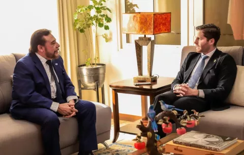 Panamá planea adoptar modelo veterinario de El Salvador bajo la dirección de Mizrachi