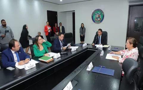 Comisión de Asuntos Agropecuarios convoca a ministros para analizar el TPC con Estados Unidos