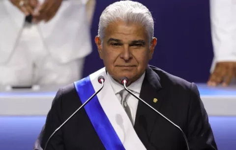 Presidente José Rául Mulino: 'Mi teléfono celular fue hackeado'