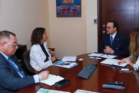 Panamá busca convertirse en 'hub' farmacéutico