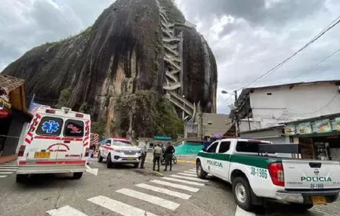 Panameña muere en El Peñol; esposo le había advertido que no subiera