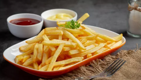 ¿Cómo hacer papas fritas desde cero?