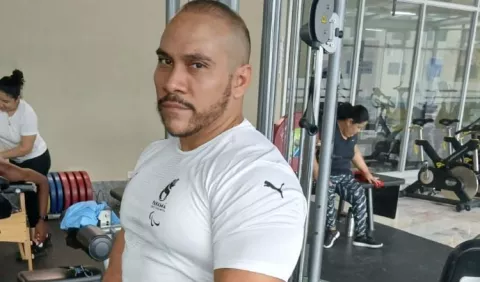 Rey Dimas apunta a una medalla en los Juegos Paralímpicos de París 2024 