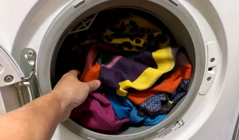 ¿Cómo lavar la ropa sin ensuciar el planeta?
