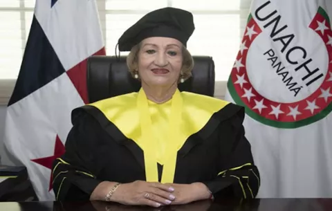 Comunidad universitaria de UNACHI exige renuncia de la rectora en medio de controversias e irregularidades