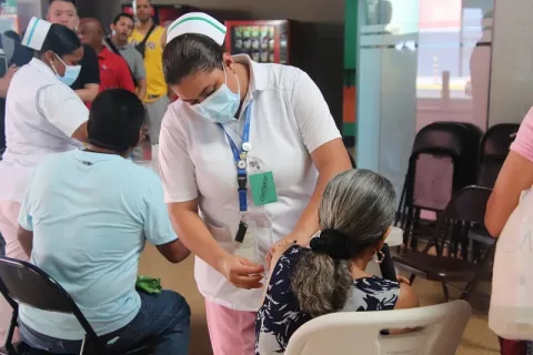 Minsa ha aplicado 1,022,920 vacunas contra la influenza
