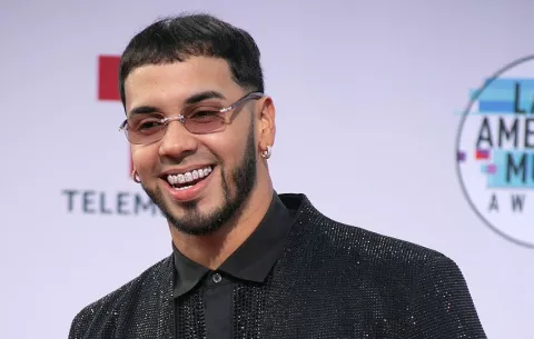 Anuel AA visitó a Trump en su casa y llama de nuevo a votar por él