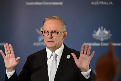Primer ministro australiano critica a Elon Musk por llamar 'fascista' a su Gobierno