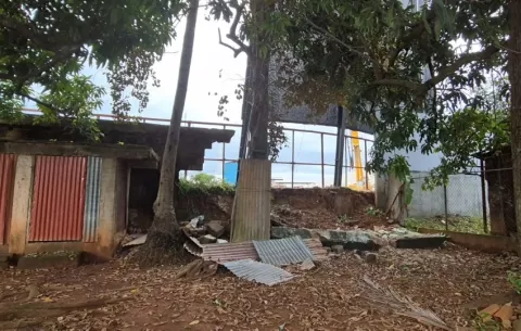 Temen afectaciones por colapso de pared del estadio Rico Cedeño