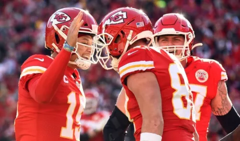 Chiefs y Mahomes buscan hacer  en la NFL