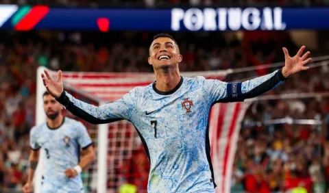 Ronaldo llega a 900 goles; España empata en la Nations League