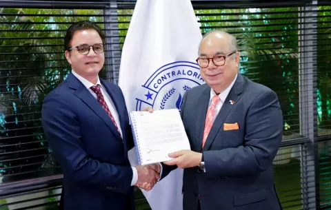 CSS entrega estados financieros del año 2023 a la Contraloría