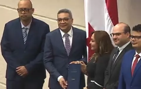 Dino Mon es ratificado por la Asamblea como nuevo director de la CSS