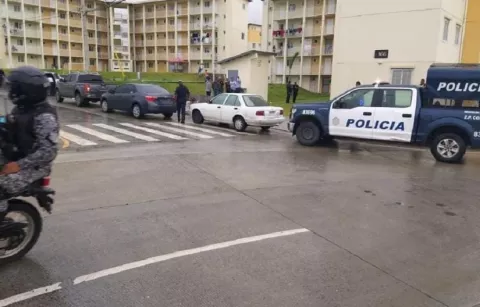 Adolescentes involucradas en robo con arma de fuego quedan presas