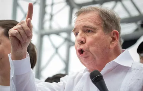 Panamá y ocho países más rechazan orden de arresto contra Edmundo González 