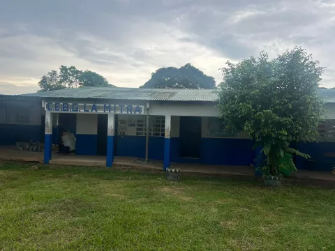 Suspenden temporalmente las clases en escuela en La Mitra