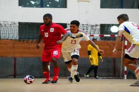 Alex 'El Brujo' del Rosario define el equipo de Panamá para el mundial de futsal