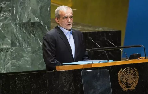 Presidente iraní denuncia la complicidad de EE.UU en el asesinato de Nasrala